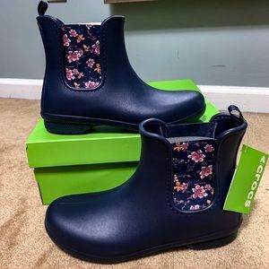 Women’s Crocs Rain boots - New in box!